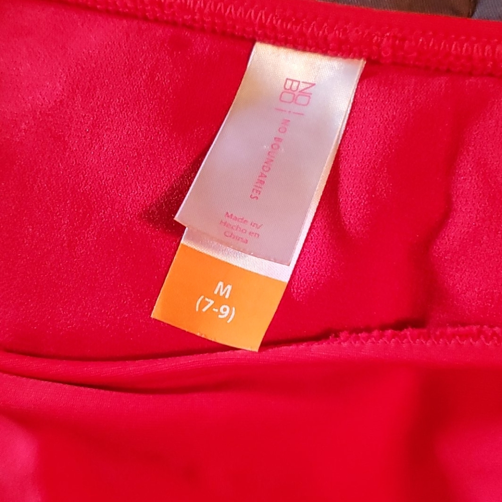 Red Bikini - Picture 2 of 7